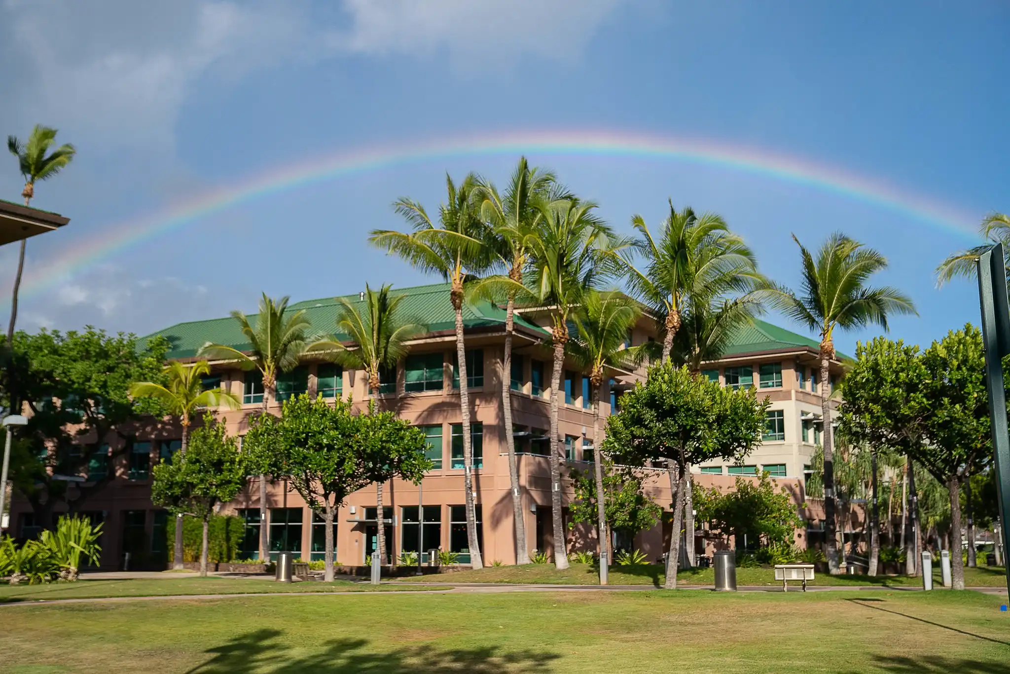 University of Hawaii at Manoa John A. Burns School of Medicine campus or school building