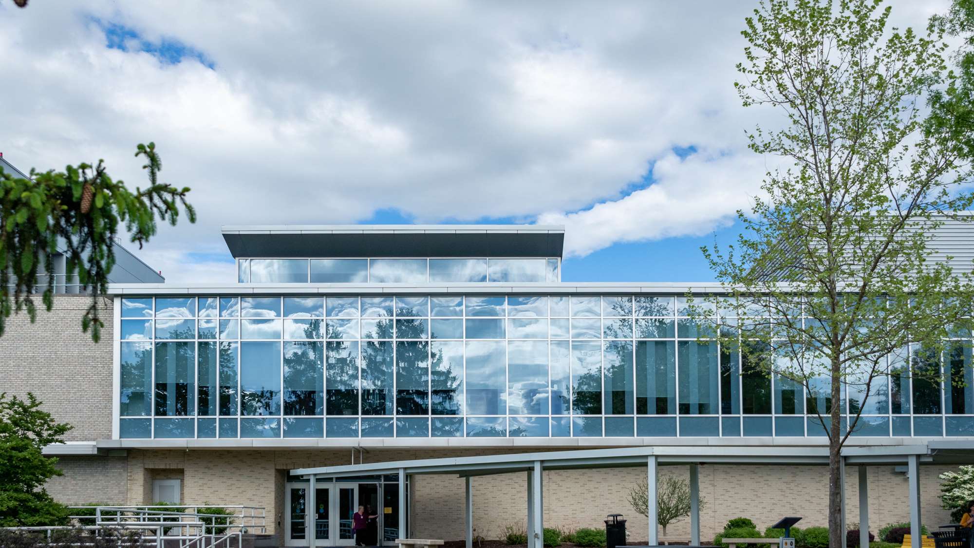 West Virginia University Robert C. Byrd Health Sciences Center School of Medicine campus or school building